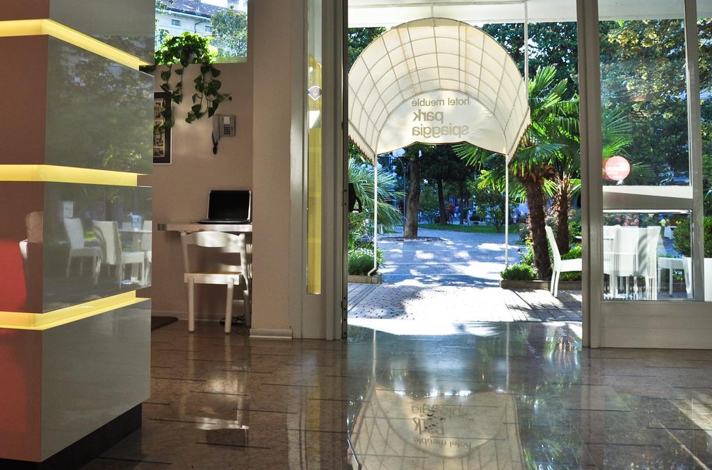 Hotel Park Spiaggia グラード エクステリア 写真